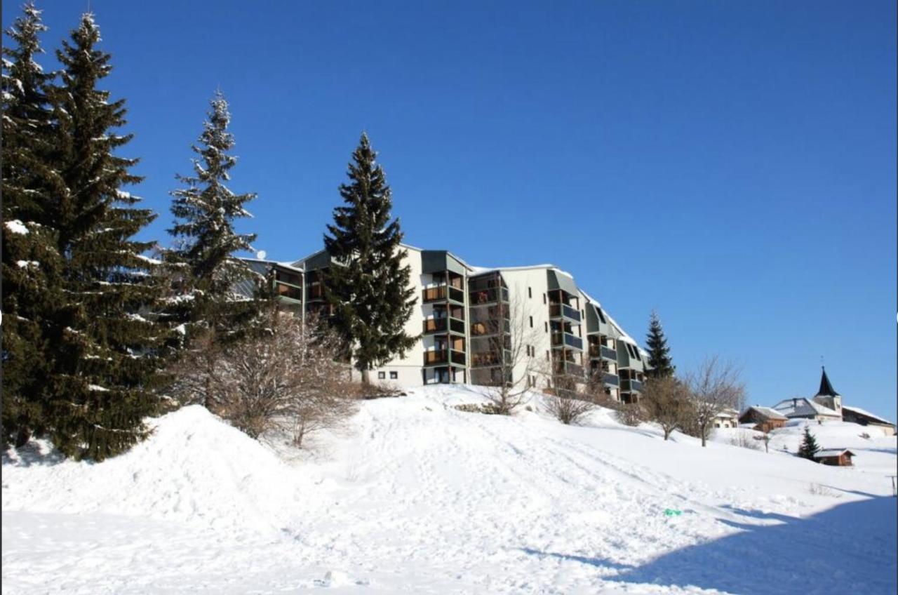 Le Cernois -Centrre Du Village - Pistes De Luge, Ski Fond, Patinoire, Commerces A 100M Prémanon Exterior foto